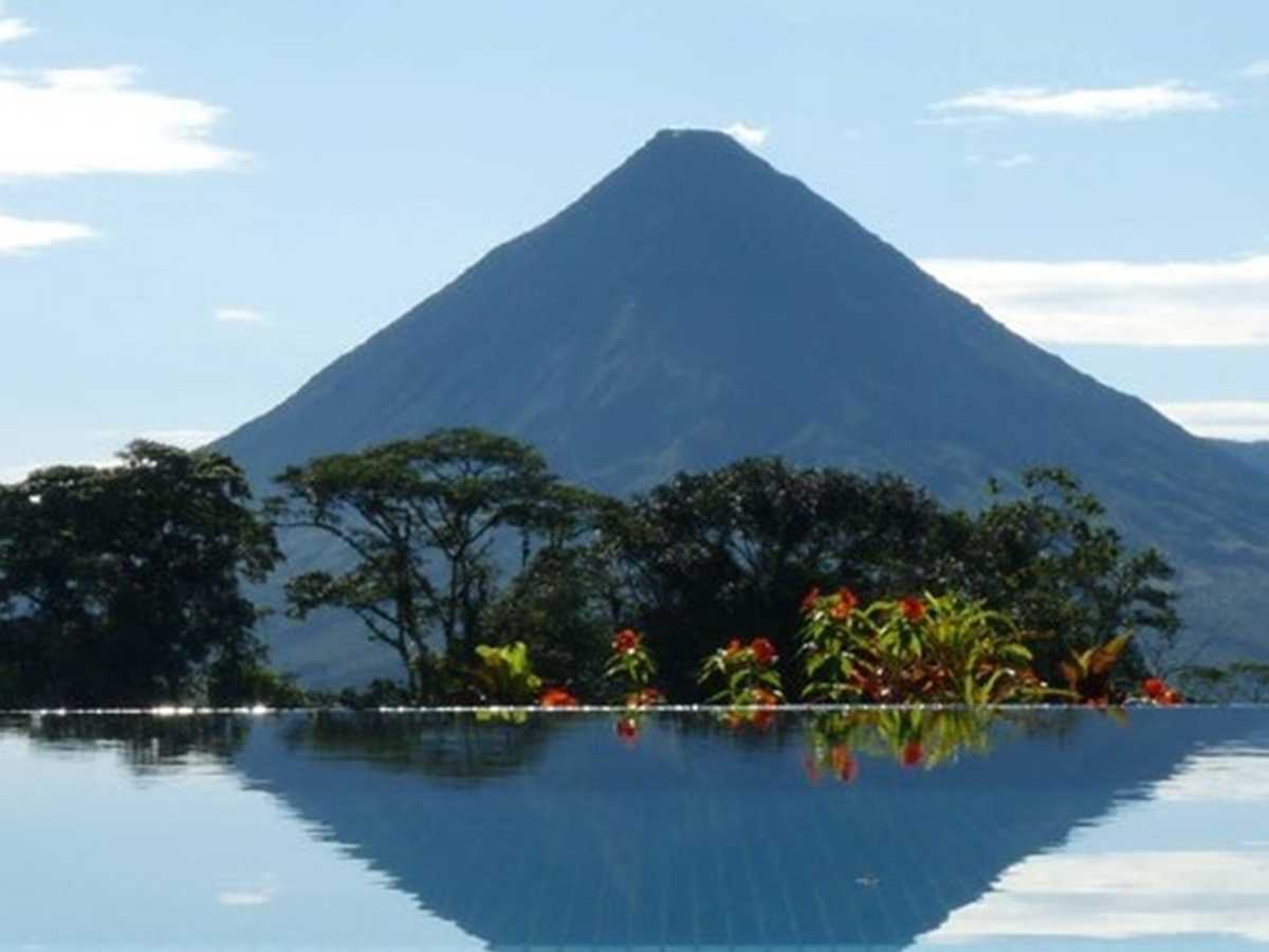La propiedad permite estar en contacto con la naturaleza y apreciar el volcán Arenal.