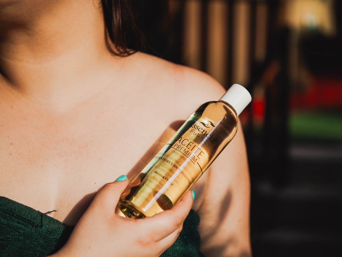 La cosmética natural ha dejado de ser un tema solamente de belleza, porque la naturaleza nos aporta bienestar desde cualquier forma que la veamos. 