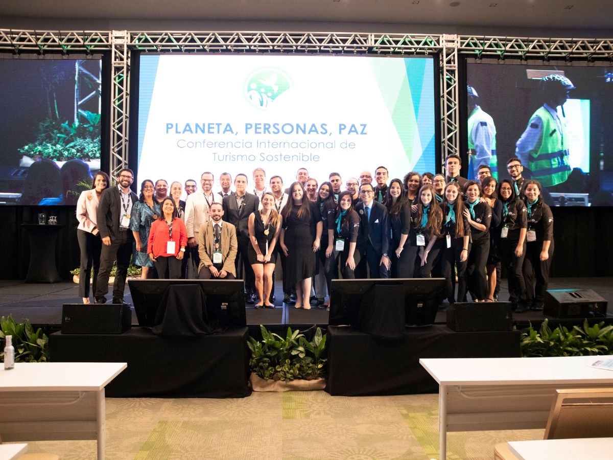La Conferencia Internacional Planeta, Personas Paz (P3) abordará, sin filtro, los desafíos más urgentes del turismo sostenible para motivar liderazgos en tiempos de cambio y generar impactos positivos. Contará con la participación de 30 expositores locales y extranjeros, representantes de más de 15 países