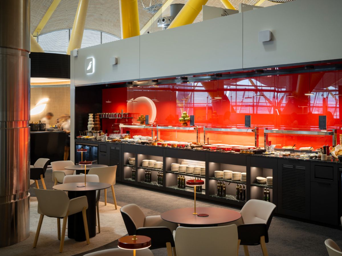 Iberia eleva la experiencia premium con la inauguración de la Emerald Lounge Sorolla