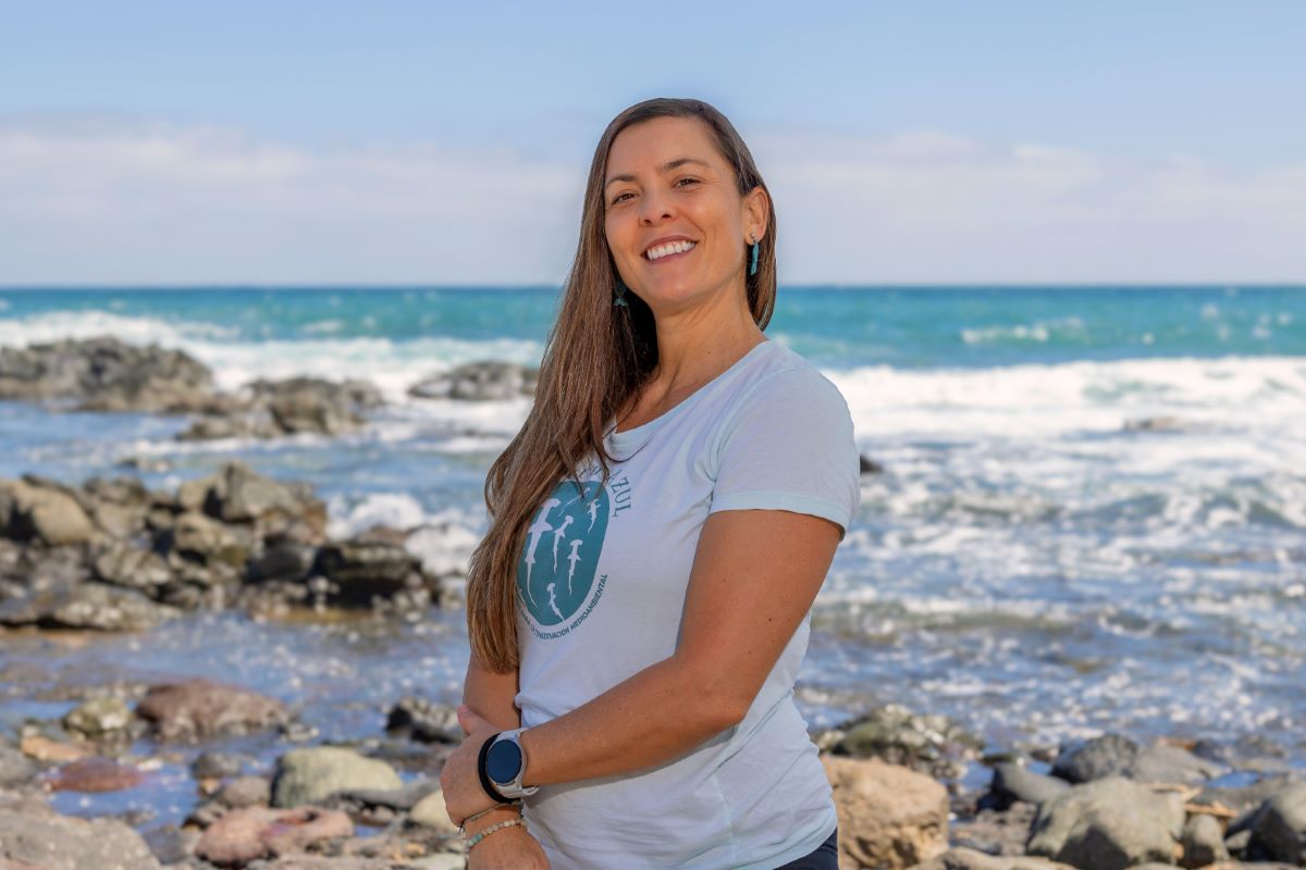 La divulgadora Maite Asensio y la conservación de tiburones y rayas dan acento canario al festival de los océanos más importante de Europa en Fuerteventura